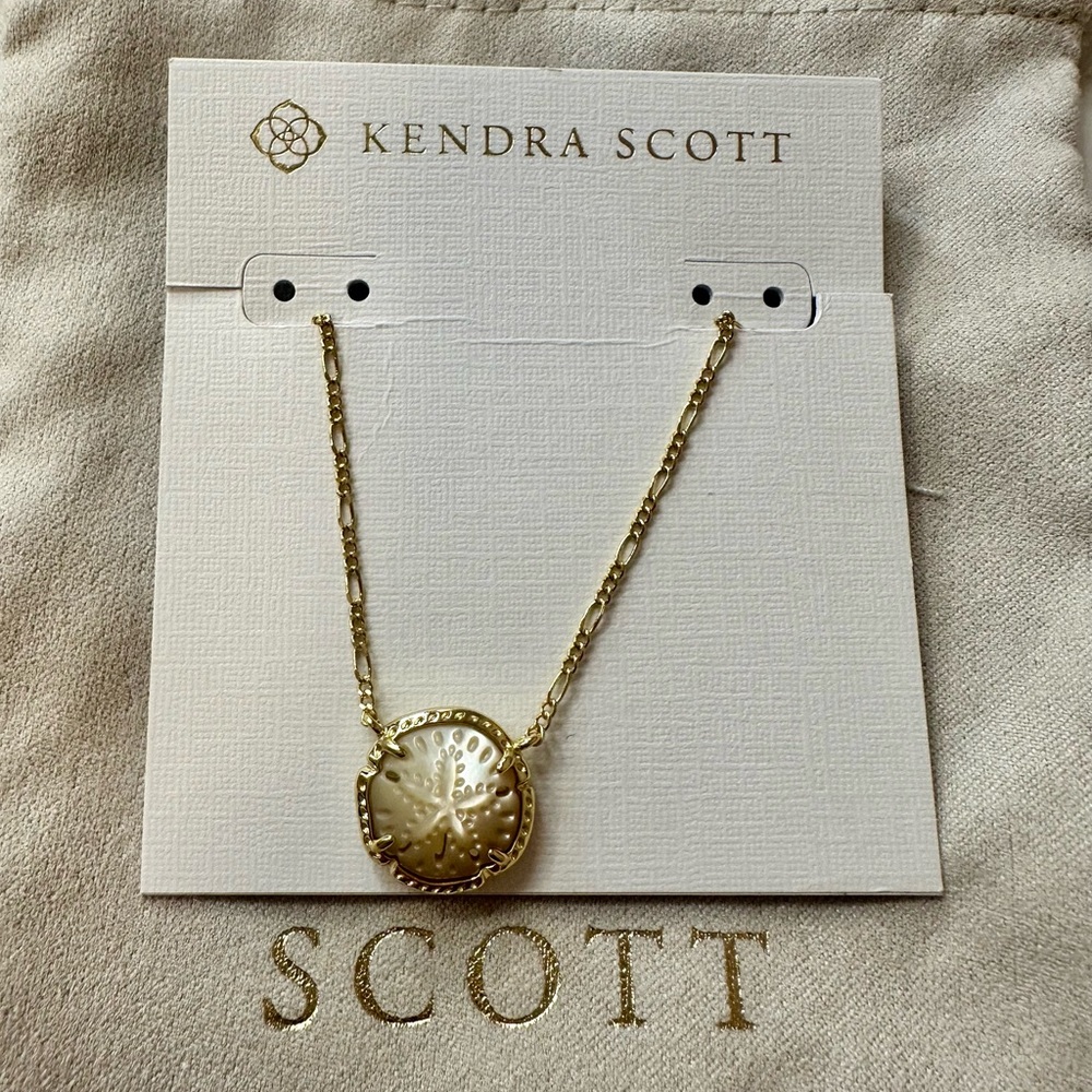 NEW Kendra Scott Necklace